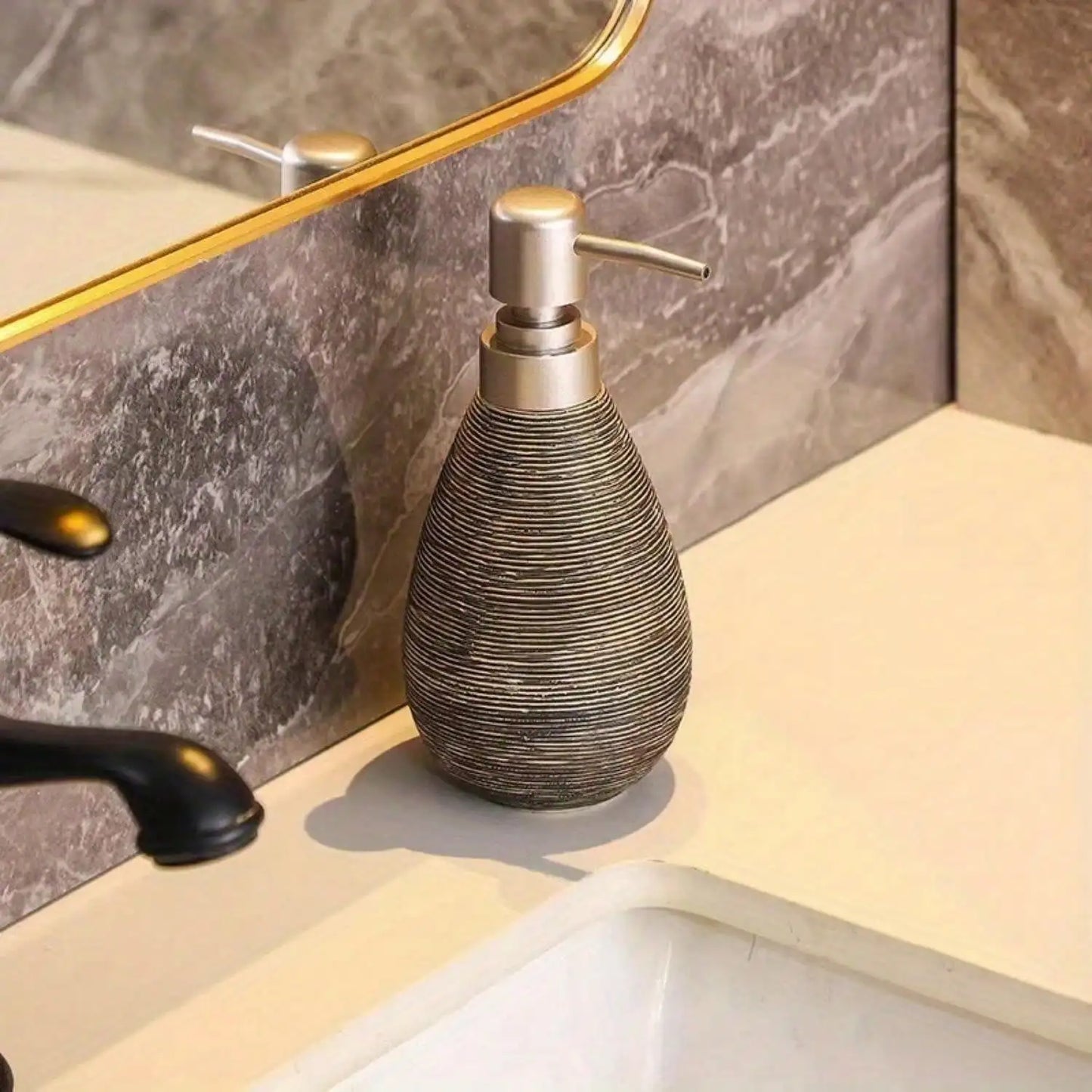 Ceramic Dispenser