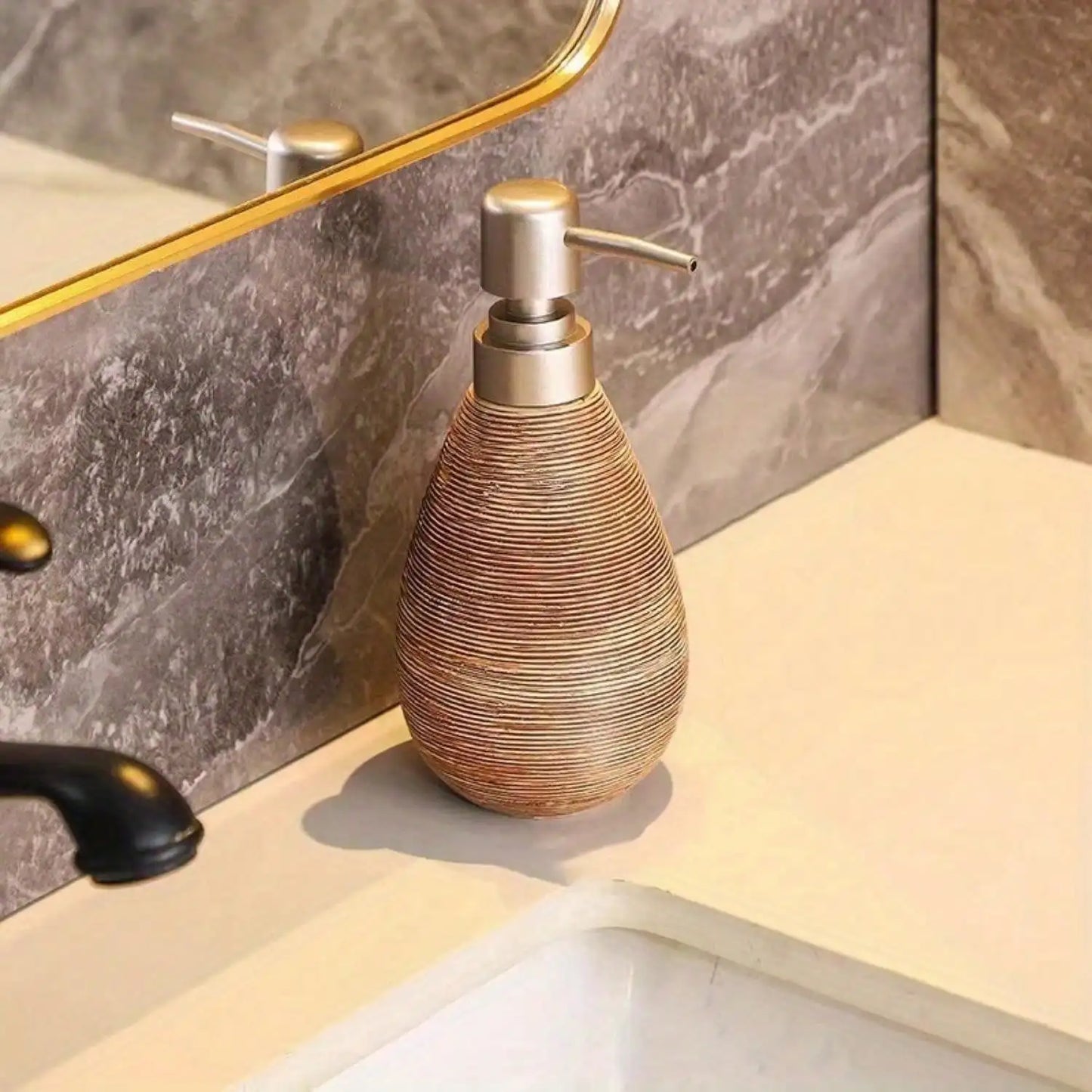 Ceramic Dispenser